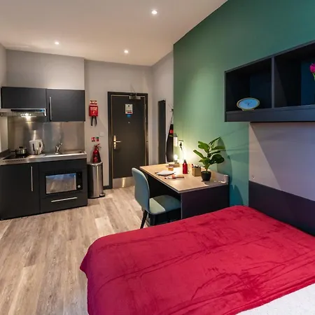 Modern And Trendy Studios At Sherbourne Village In Coventry Exterior photo
