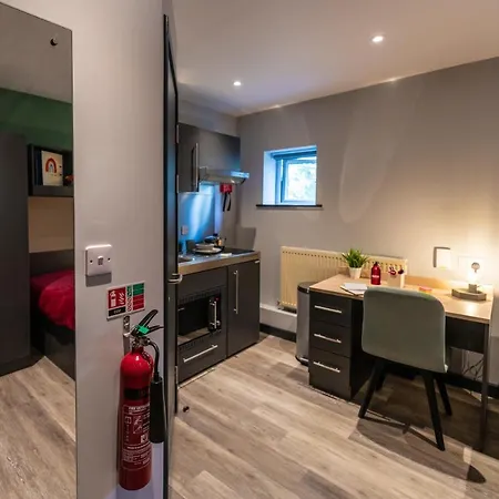 Modern And Trendy Studios At Sherbourne Village In Coventry Exterior photo