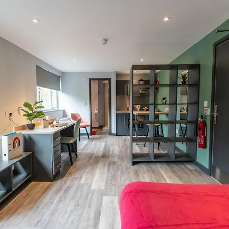 Modern And Trendy Studios At Sherbourne Village In Coventry Exterior photo