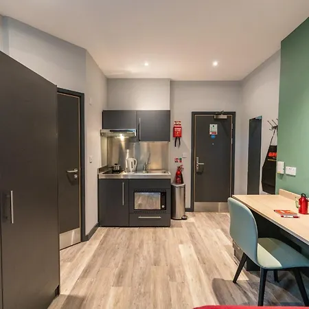 Modern And Trendy Studios At Sherbourne Village In Coventry Exterior photo