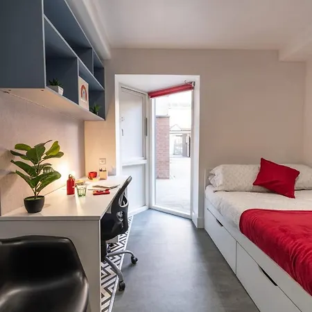 Modern And Trendy Studios At Sherbourne Village In Coventry Exterior photo