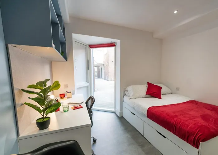 Modern And Trendy Studios At Sherbourne Village In Coventry