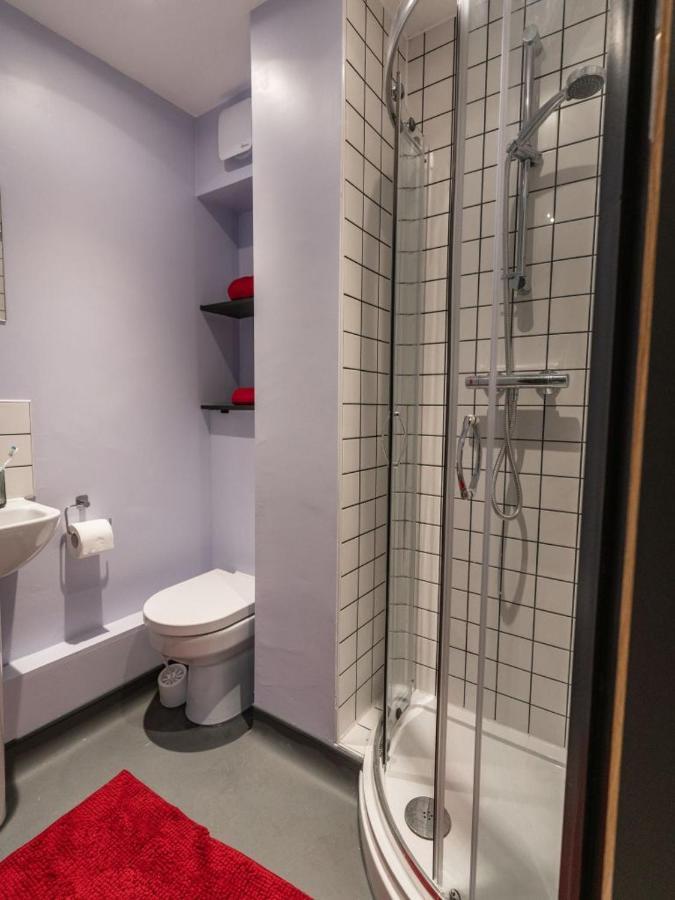 Apartment Sherbourne Village *