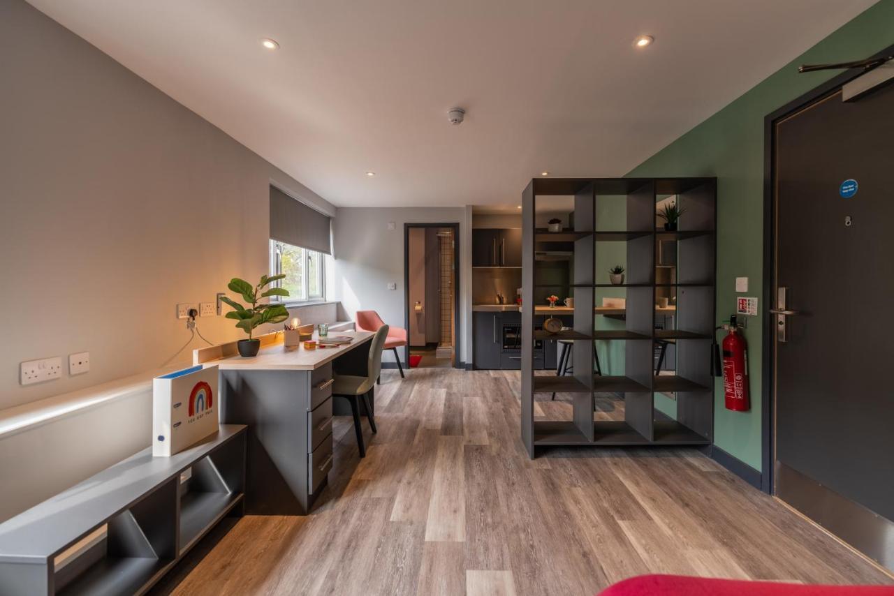 Sherbourne Village Apartment *