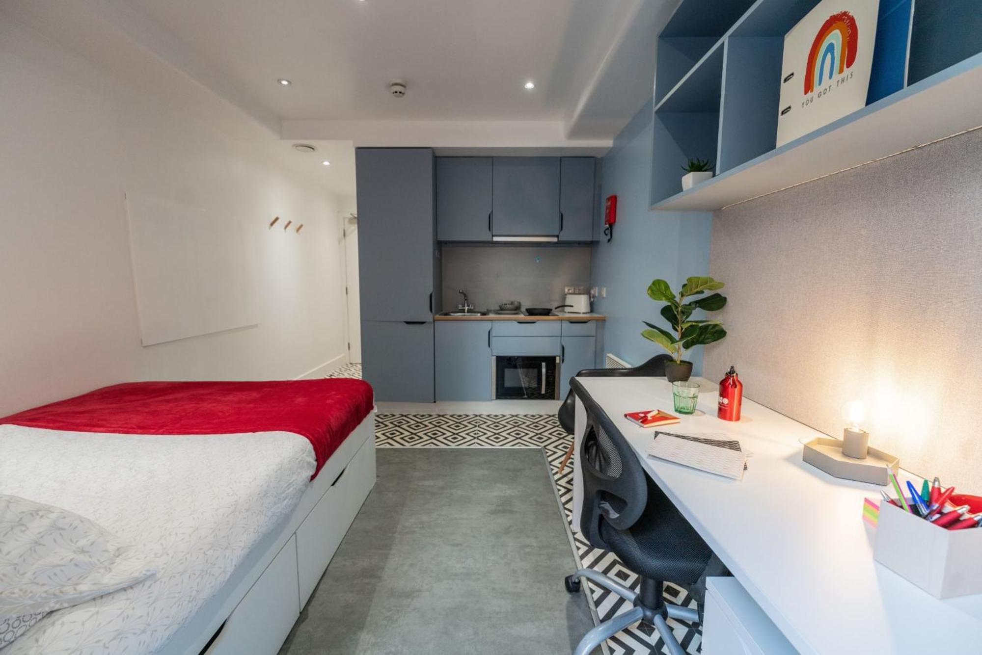 Sherbourne Village Apartment *